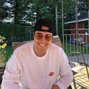 Meet your Posher, Jonathan